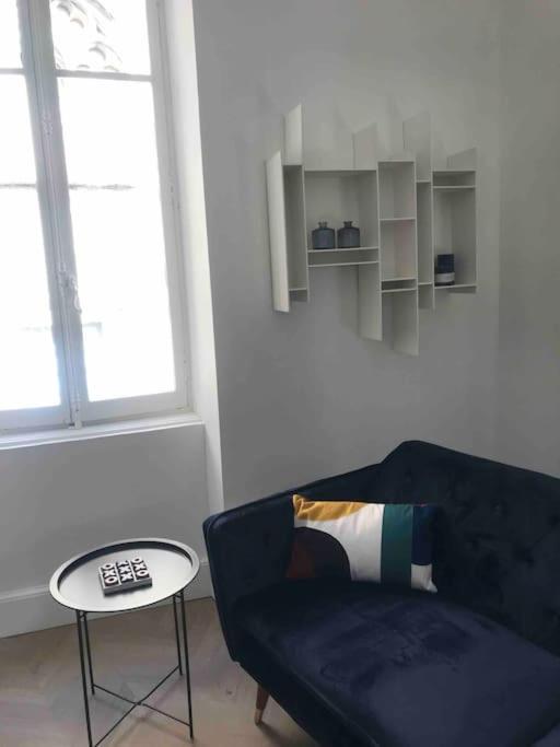 Grand Appartement En Maison De Ville Valreas Ngoại thất bức ảnh