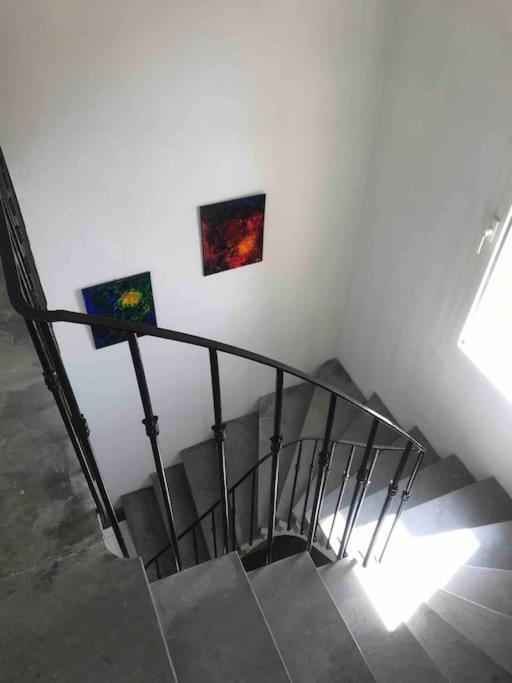 Grand Appartement En Maison De Ville Valreas Ngoại thất bức ảnh