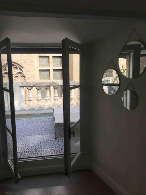 Grand Appartement En Maison De Ville Valreas Ngoại thất bức ảnh